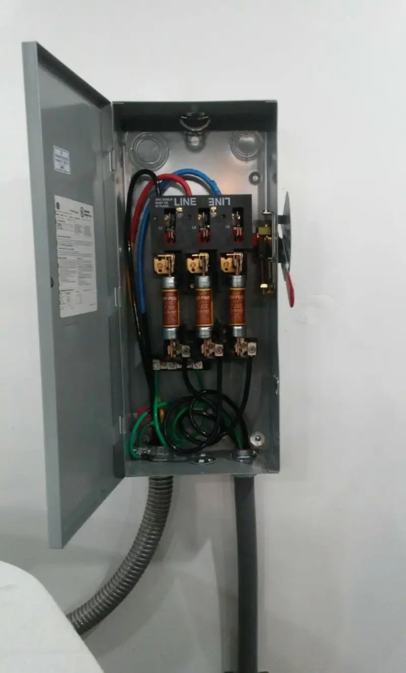 Three-phase disconnect switch installed for Electrical Wiring & Rewiring in Ruston